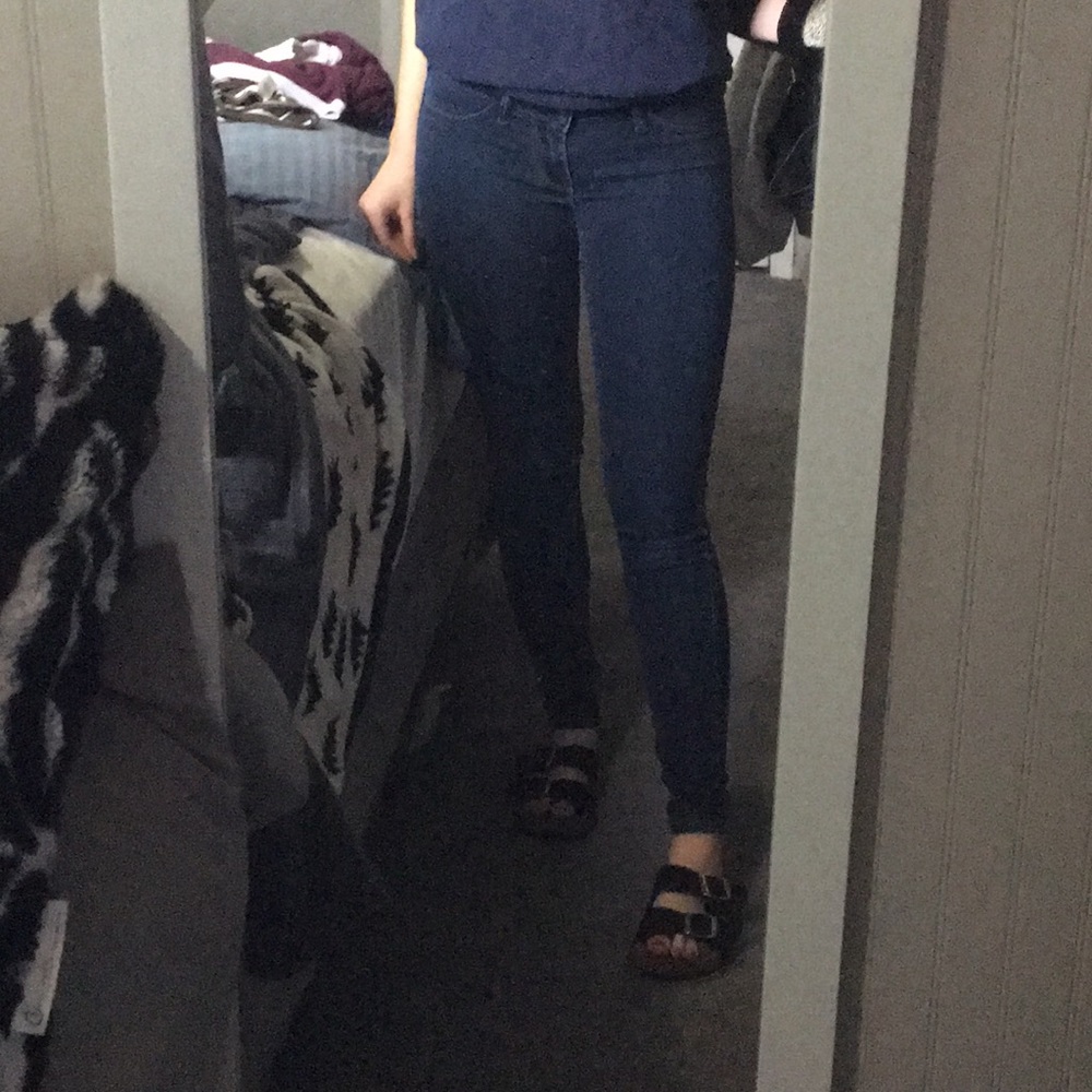 Dark wash skinny jeans